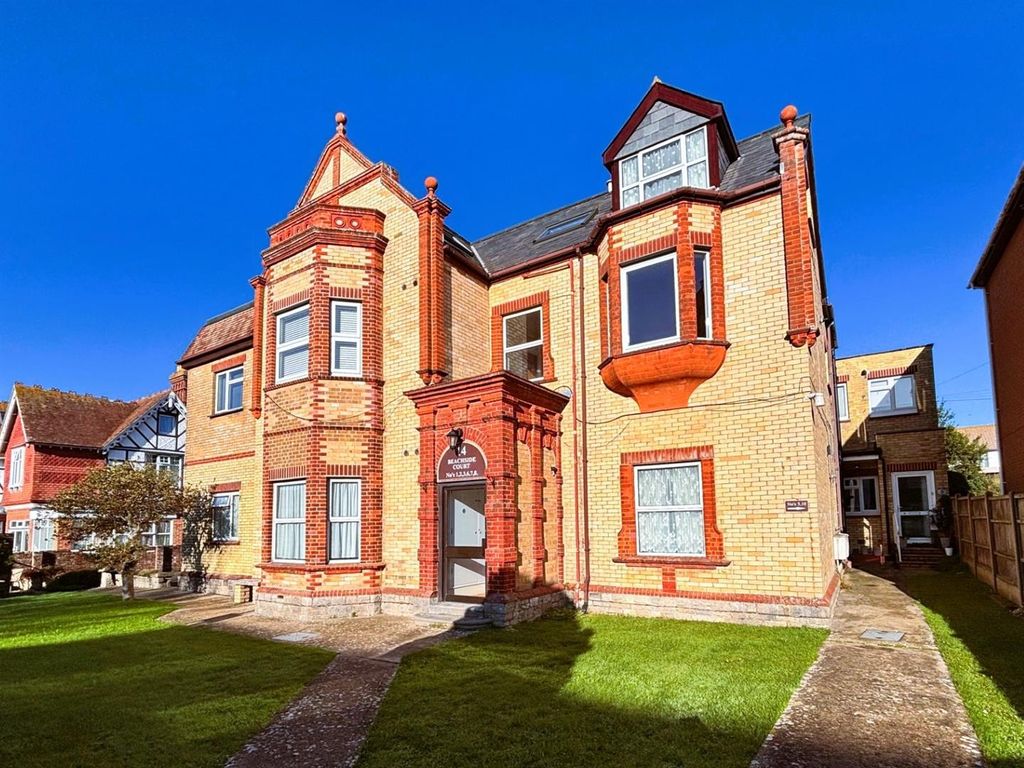 Property photo 1 of 16 4282 Windowcard.Jpg