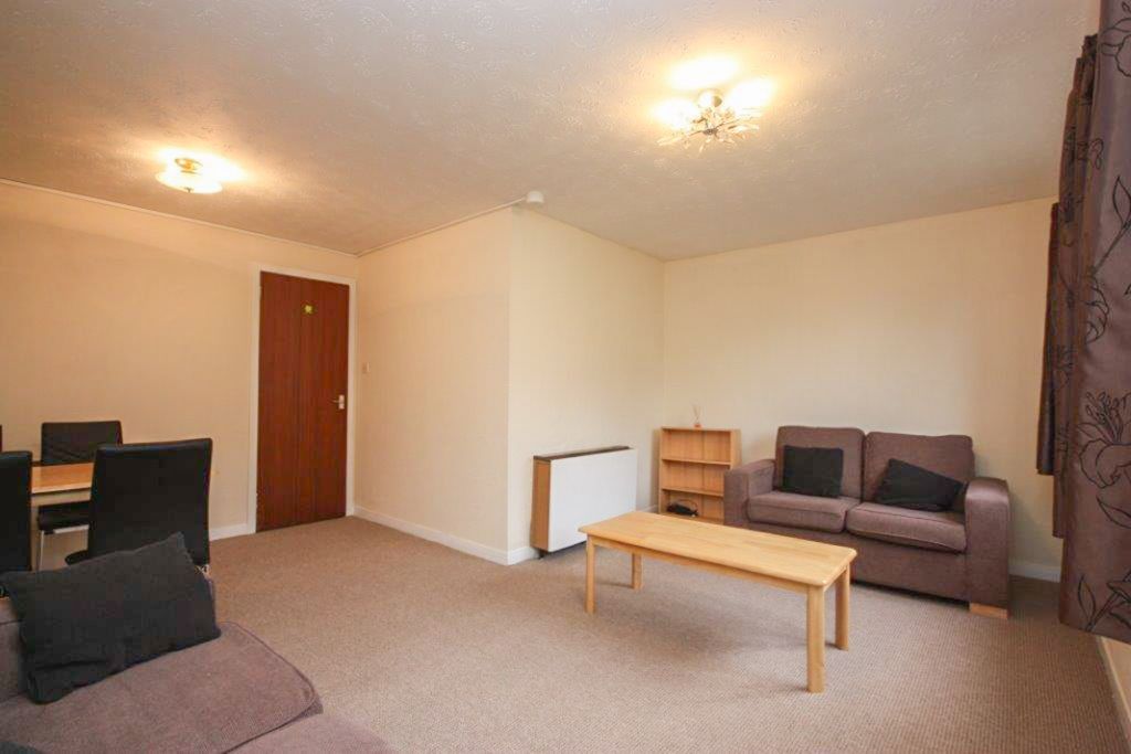 Property photo 2 of 10 Photo 2