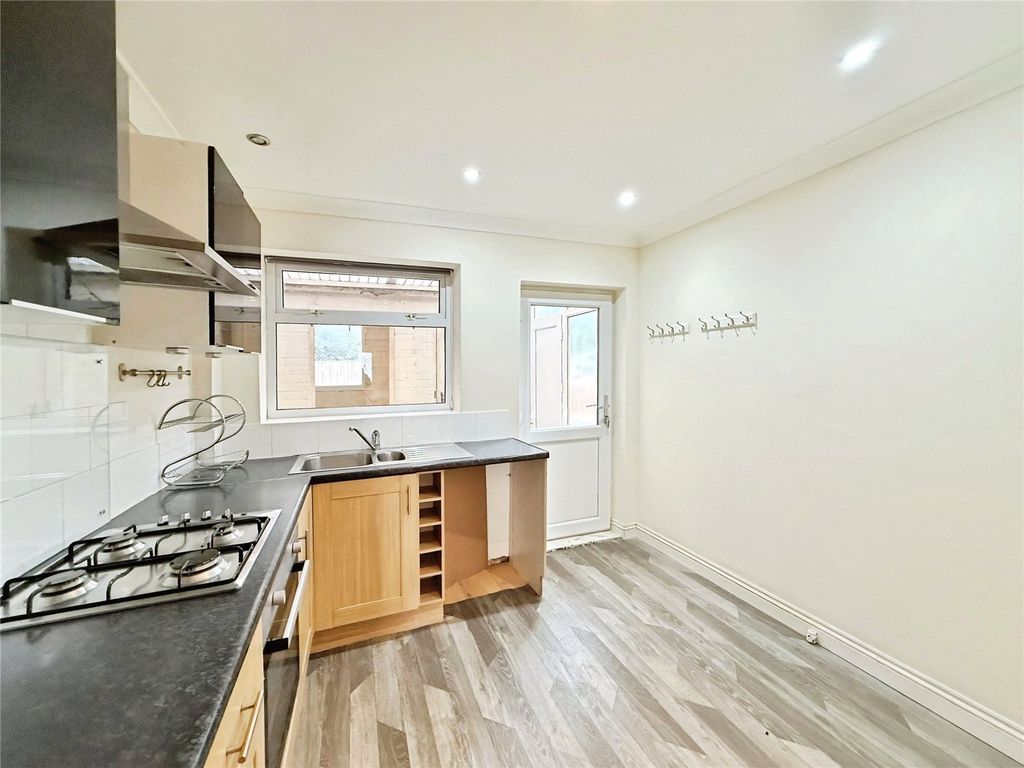 Property photo 2 of 13 Kitchen