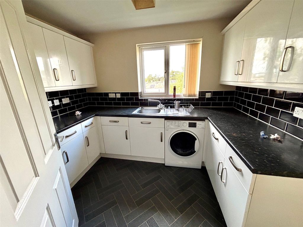 Property photo 3 of 6 Picture No. 02