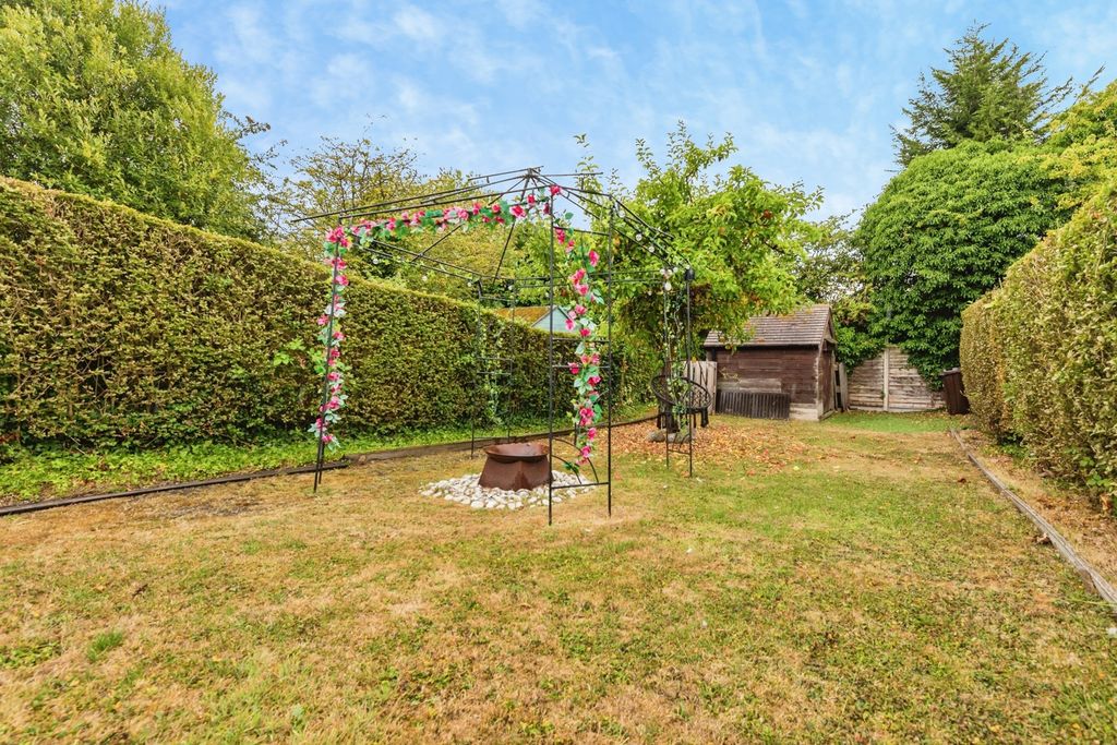 Property photo 2 of 32 Pbox-Img.Jpg
