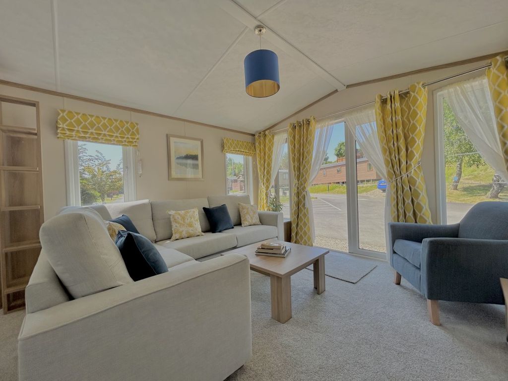 Property photo 2 of 6 Badg 31 Marlow B.Jpg
