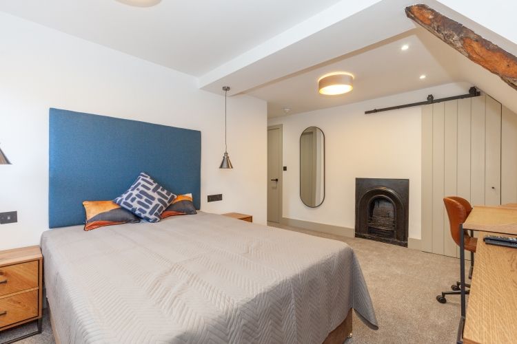Property photo 1 of 7 237065