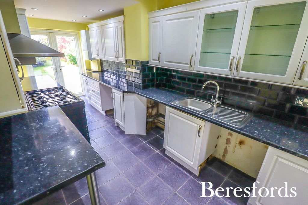 Property photo 2 of 26 Picture No. 09