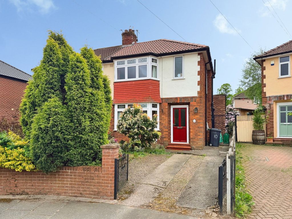 Property photo 1 of 16