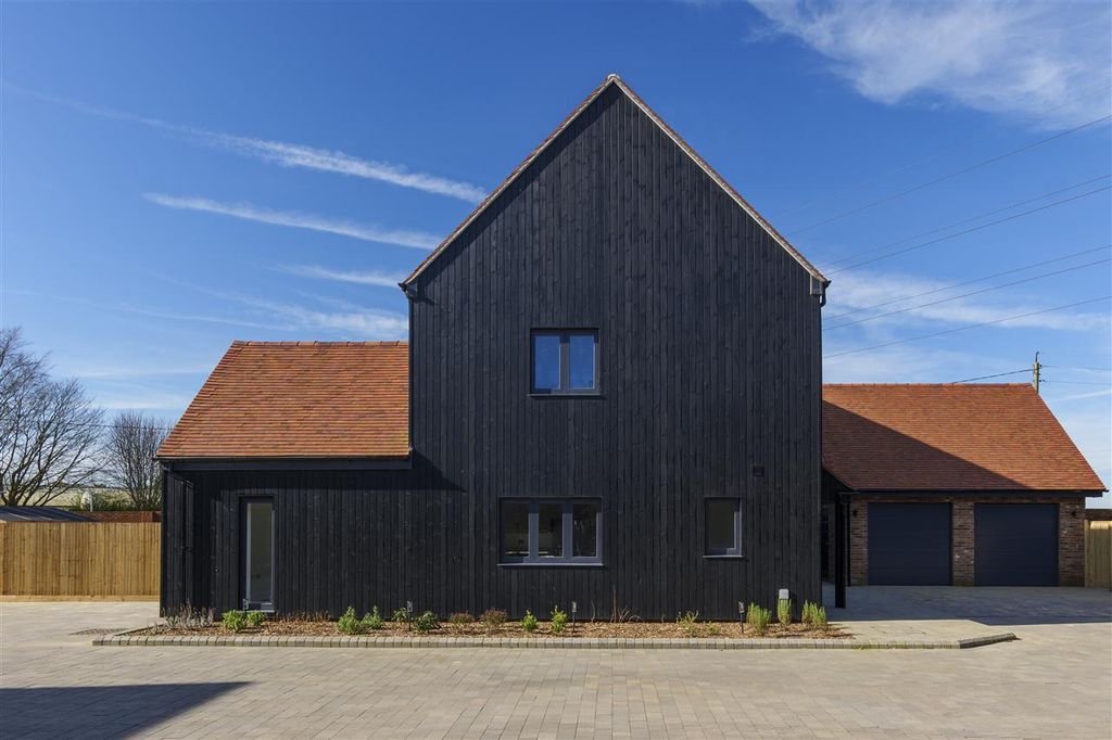 Property photo 1 of 20 Main Picture