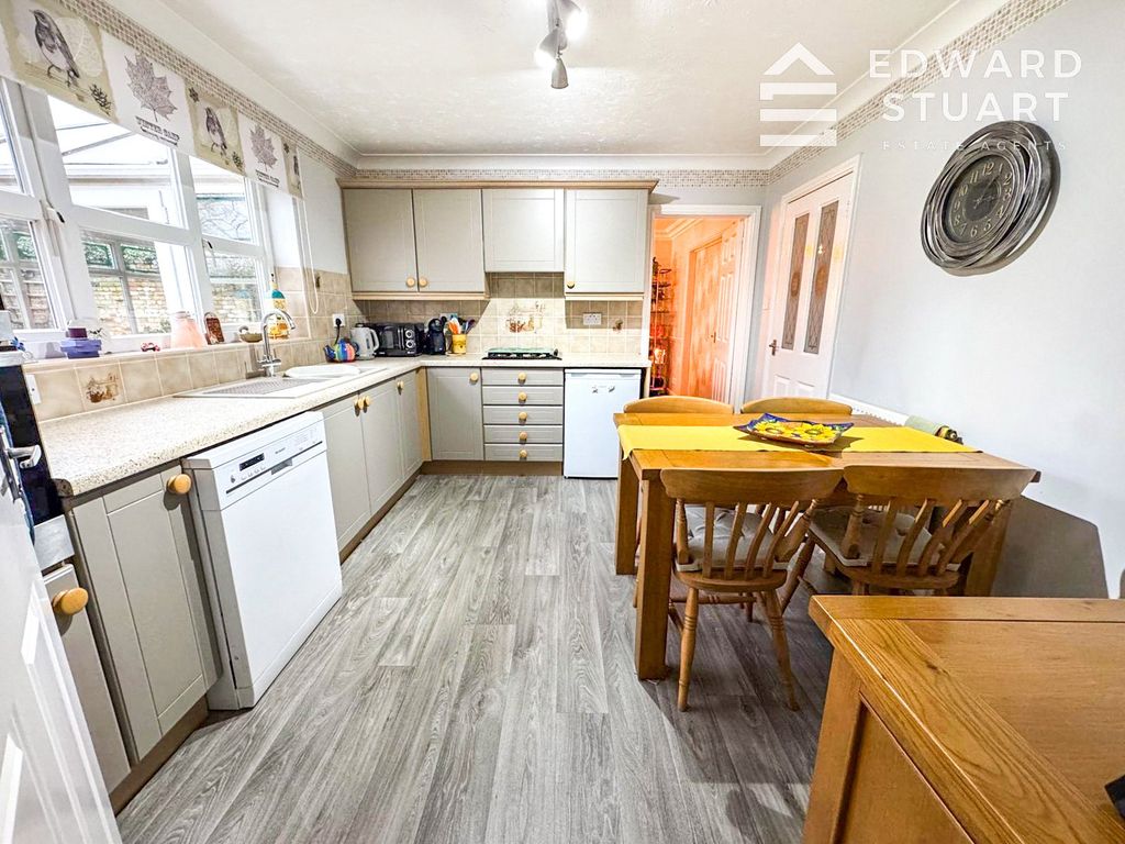 Property photo 3 of 21 Picture No. 03