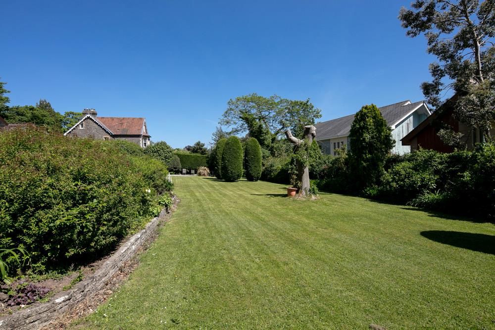 Property photo 2 of 46 Image