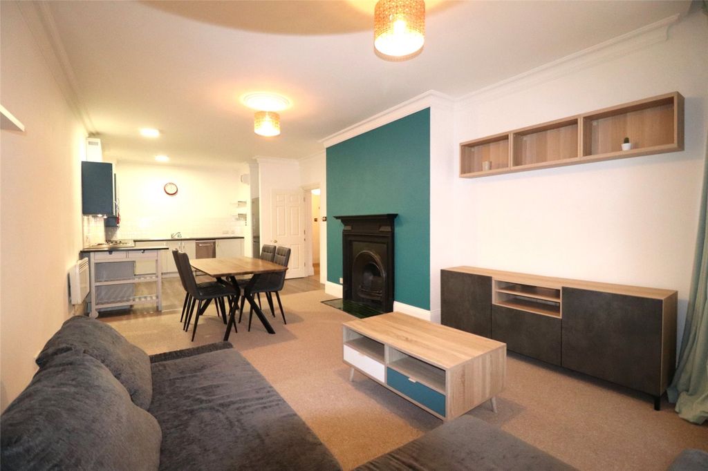 Property photo 1 of 8 Picture No. 10