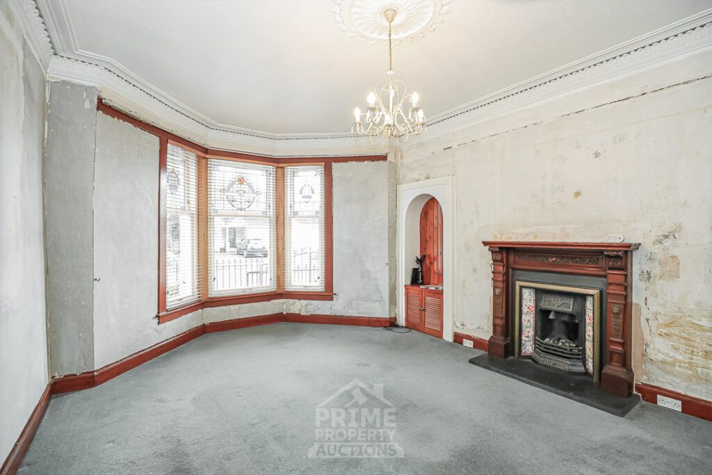 Property photo 3 of 28