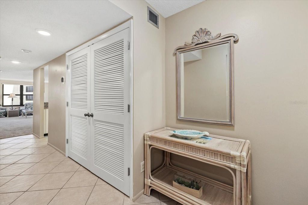 Property photo 3 of 19 <Alttext/>