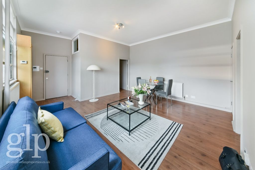Property photo 3 of 16 2373074