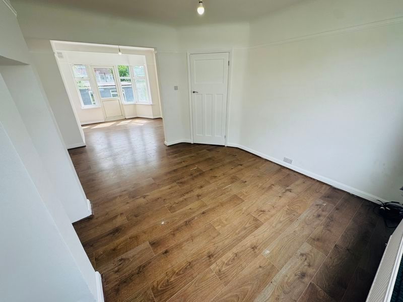 Property photo 3 of 12 Photo 7