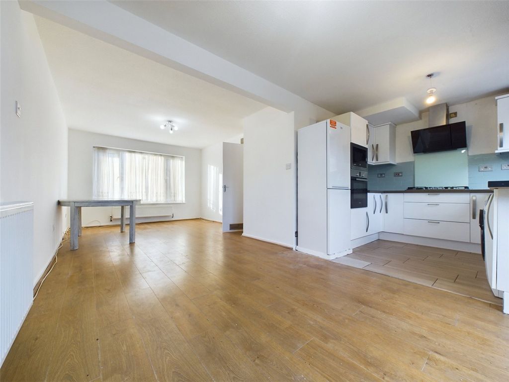 Property photo 1 of 11 Picture No. 05