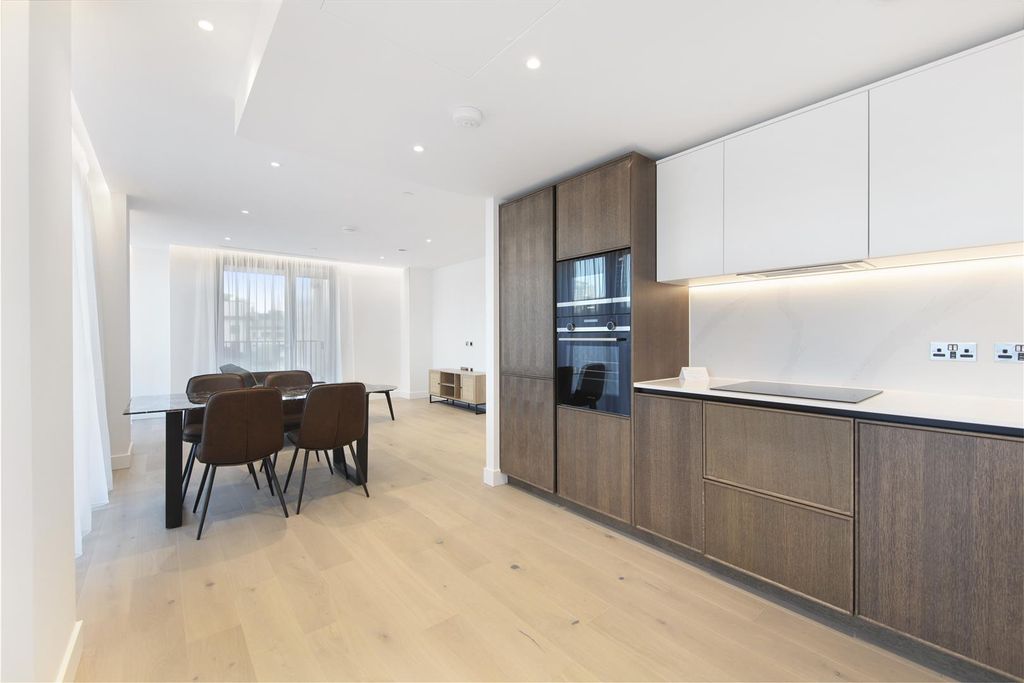 Property photo 2 of 15 Flat 13, Watermark House - Rwyydymisqegaugowrnl.Jp