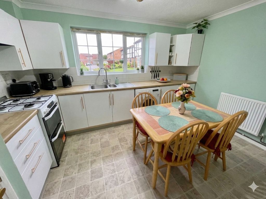 Property photo 3 of 7 5012793