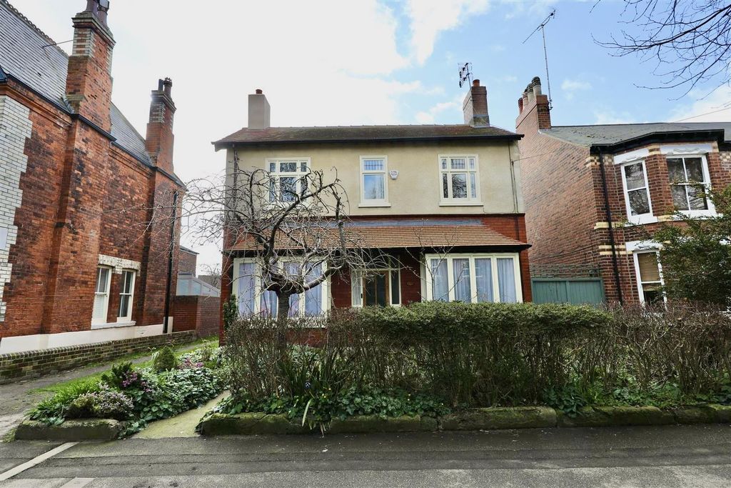 Property photo 1 of 30 Front