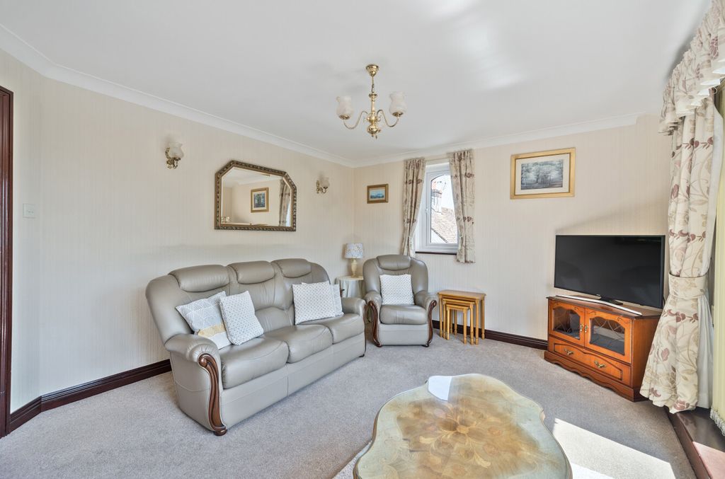 Property photo 3 of 20 1312913-7-6852Ac5...