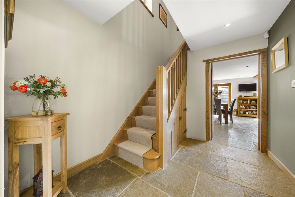 Property photo 2 of 18 Picture No. 08
