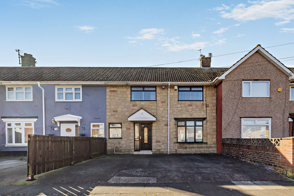 Property photo 1 of 12