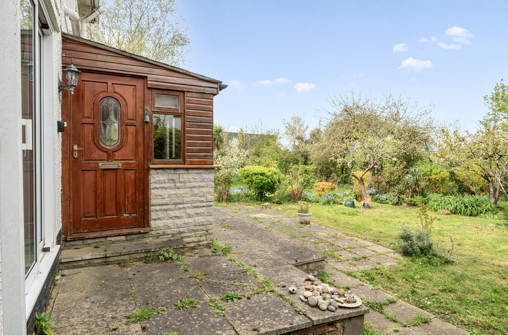 Property photo 2 of 23 1440061-23-69d78d...