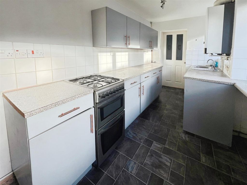 Property photo 3 of 11 5Aeed4B5-Img_7008.Jpg