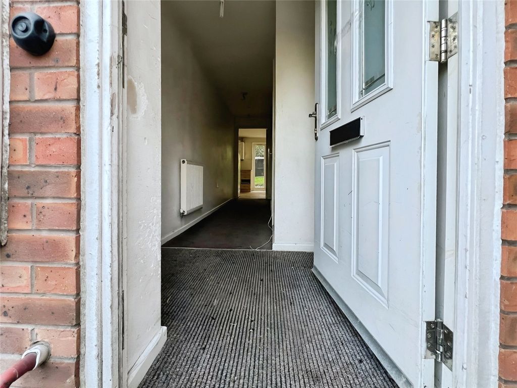 Property photo 3 of 15 Entrance