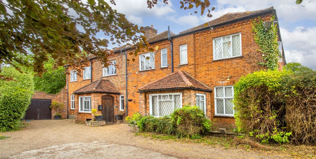 Property photo 1 of 70