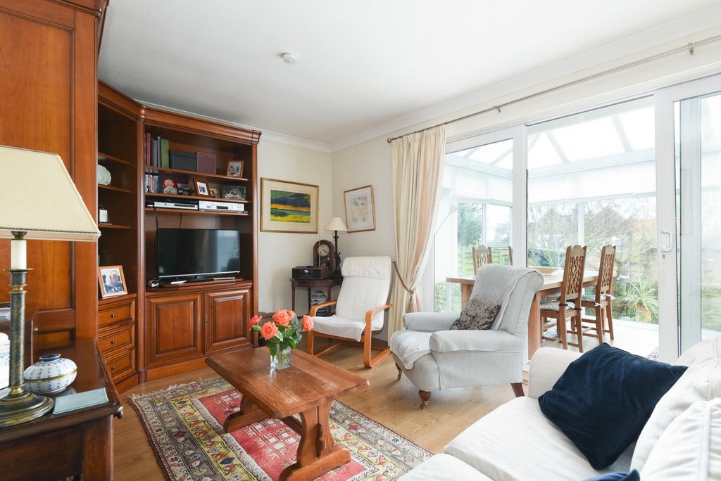 Property photo 3 of 20 4874178