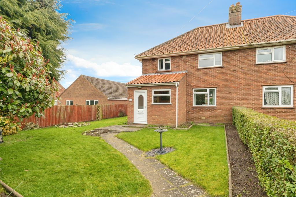 Property photo 1 of 17 Photography
