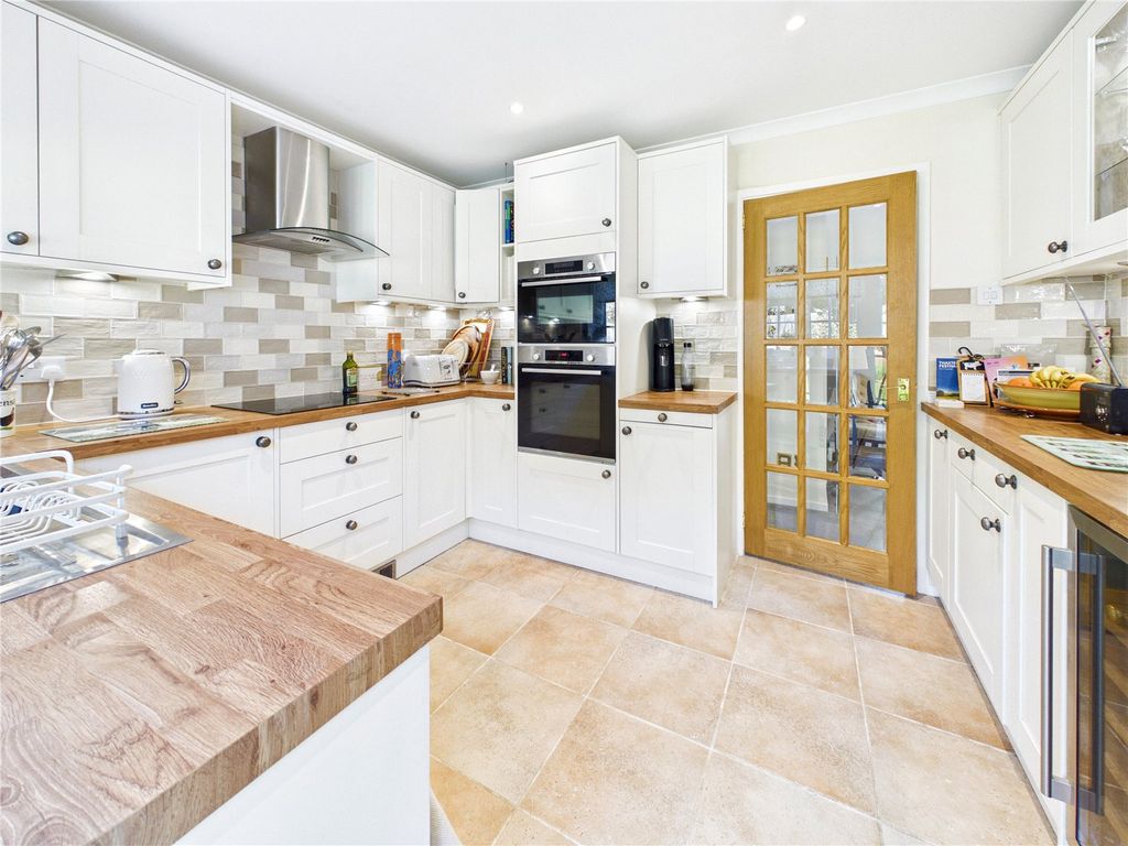 Property photo 2 of 24 Picture 2