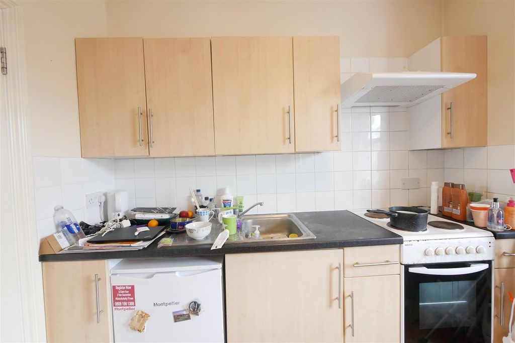 Property photo 2 of 6 P1260264.Jpg