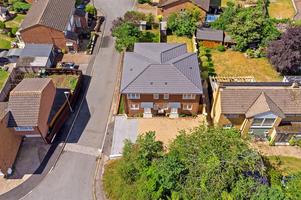 Property photo 1 of 27 Hardwickeplace_Drone-50.Jpg
