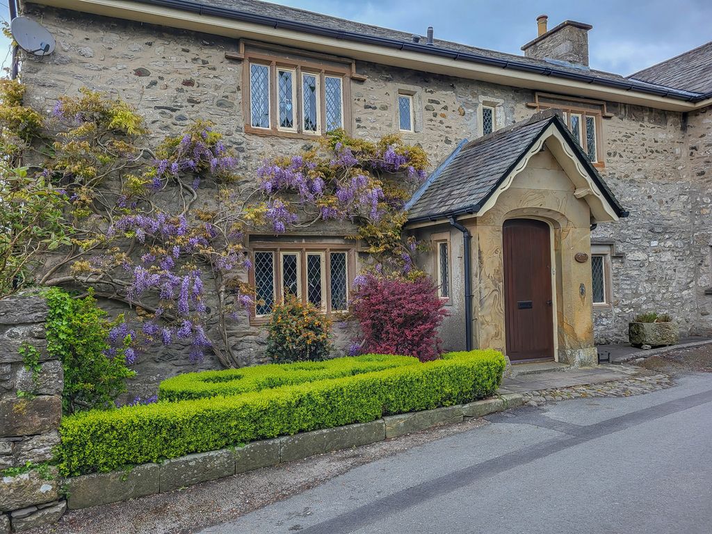 Property photo 1 of 47