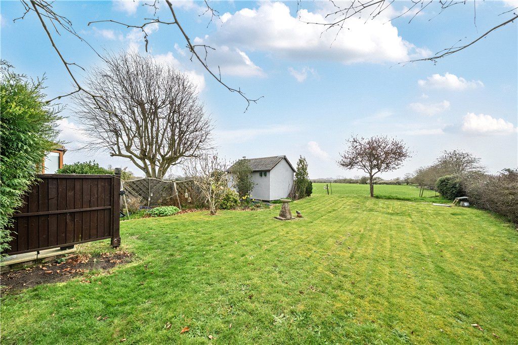 Property photo 2 of 17 Picture No. 03