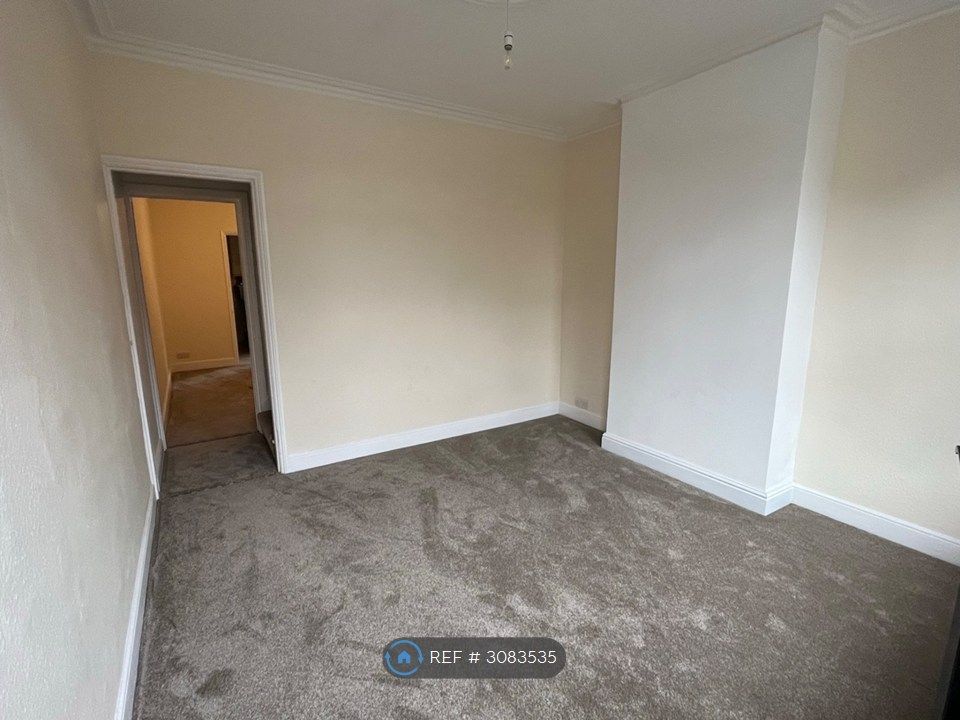 Property photo 2 of 10 Lounge