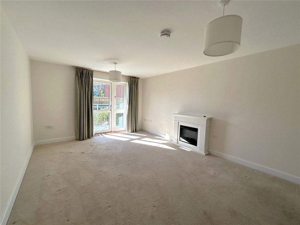 Property photo 2 of 12 Picture No. 02