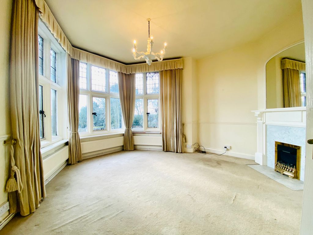 Property photo 3 of 9 Image