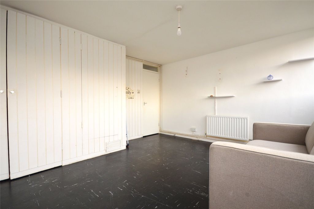 Property photo 2 of 7 Picture No. 02