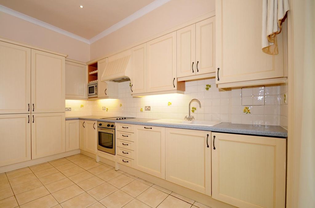 Property photo 2 of 5 Picture No. 04