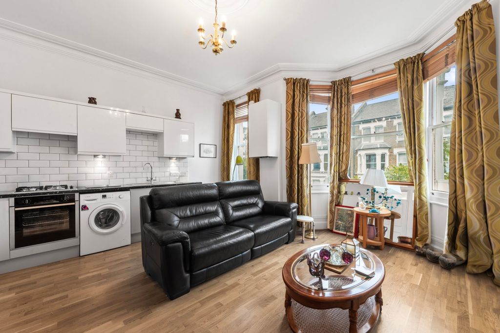 Property photo 1 of 14