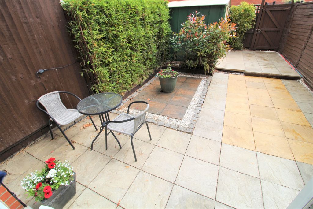 Property photo 3 of 19