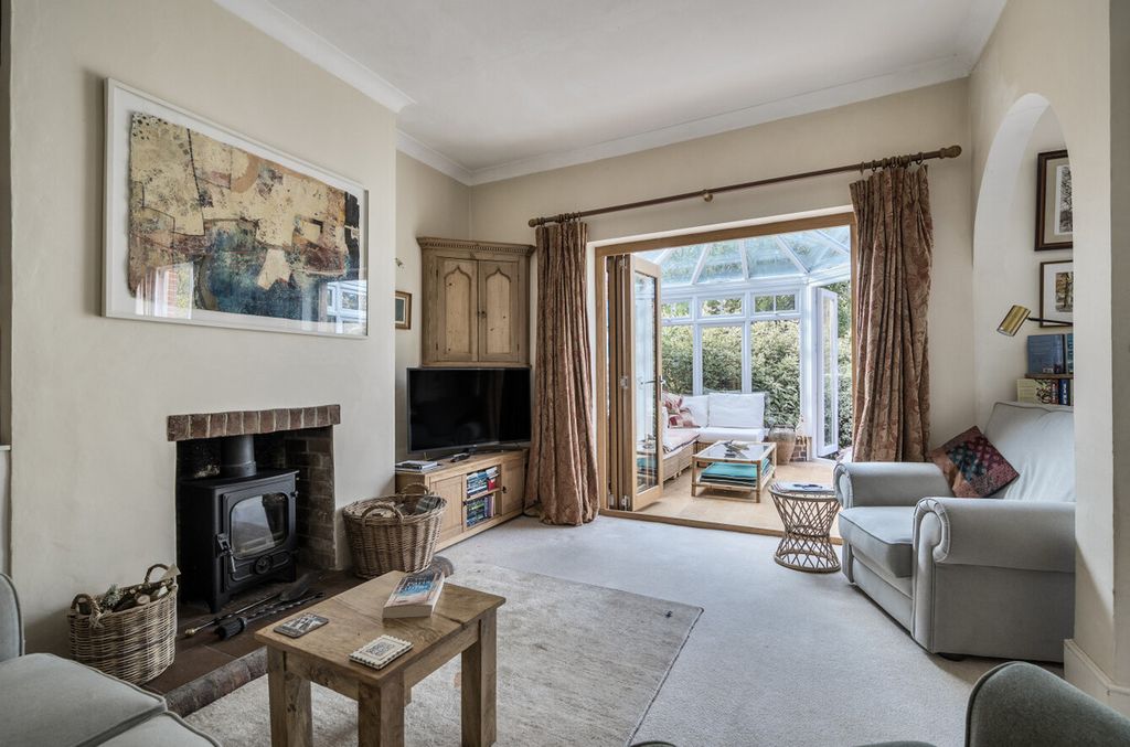Property photo 2 of 17