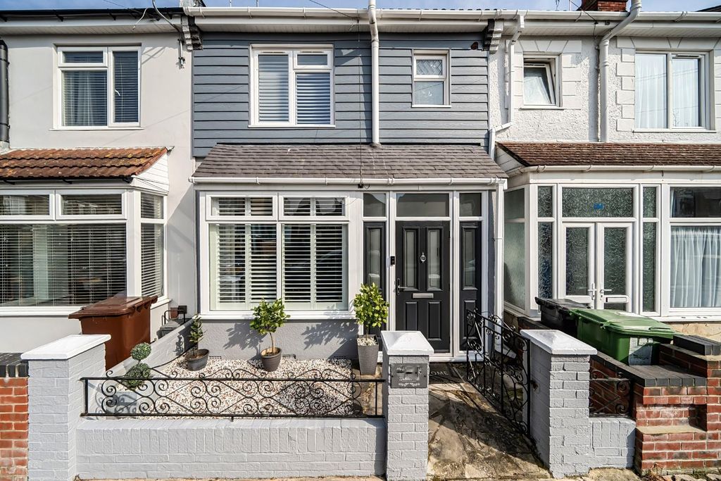 Property photo 1 of 13 1-69c2095543870-1434017-20-69c15Dfc0Ac28-1.Jpg