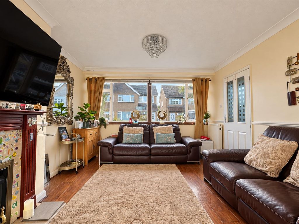 Property photo 2 of 24 l3.Png