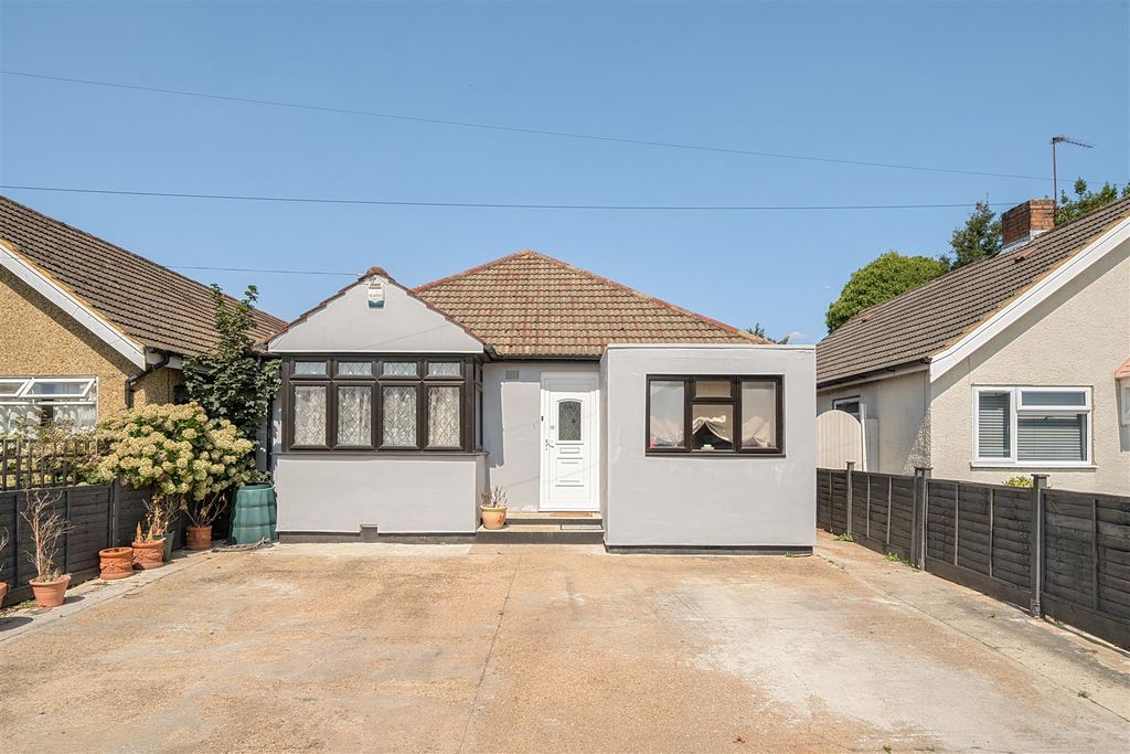 Property photo 1 of 19 Front