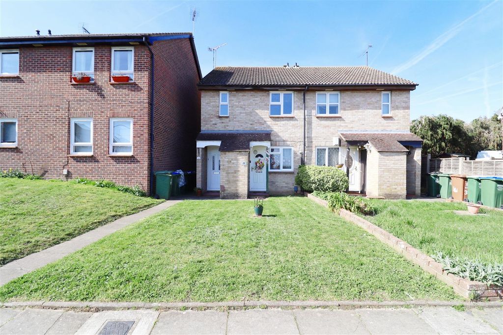 Property photo 1 of 12 Front