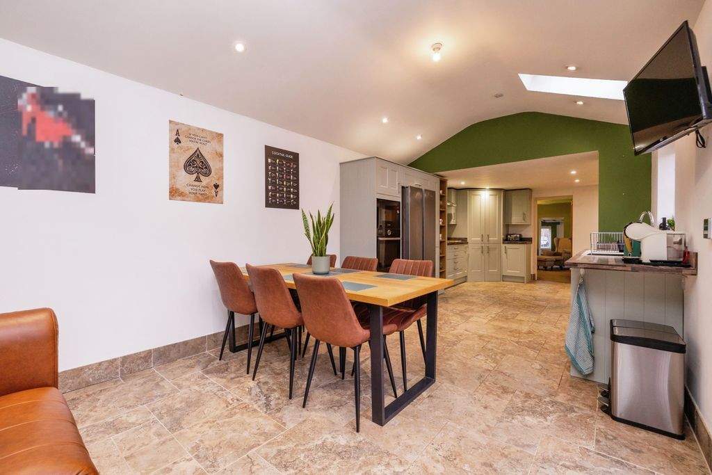 Property photo 2 of 19 Kitchen/Dining/Living Space