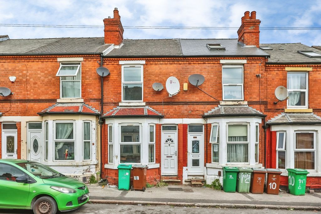Property photo 1 of 19