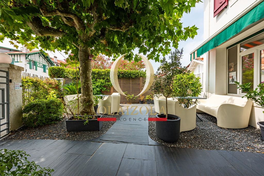 Property photo 1 of 12 Biarritz: Sale Of The Walls And Business To A 3-Star Hotel With IV License
